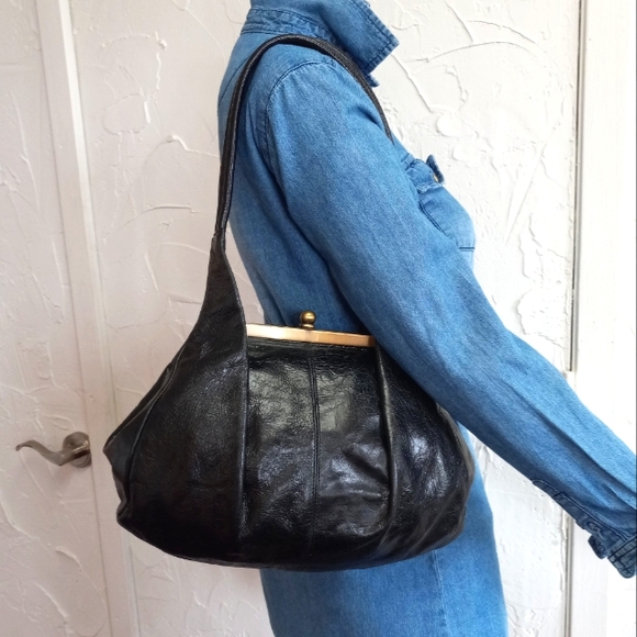 HOBO Handbags - Hobo International, Vintage Kiss-lock, Frame Shoulder Bag In Black soft leather.